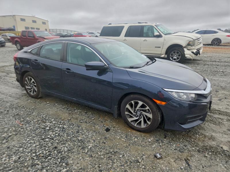 Photo 4 from auction – 2018 HONDA CIVIC EX with VIN 2HGFC2F71JH570251