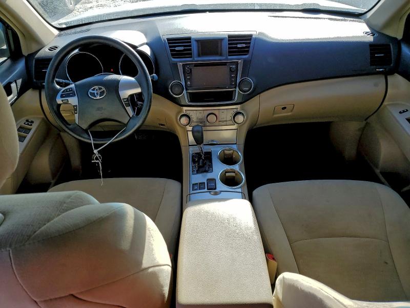 Photo 8 from auction – 2013 TOYOTA HIGHLANDER with VIN 5TDBK3EH1DS185097