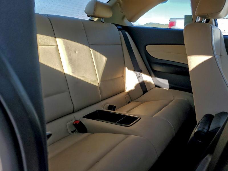 Photo 10 from auction – 2011 BMW 128 I with VIN WBAUP7C54BVK78285