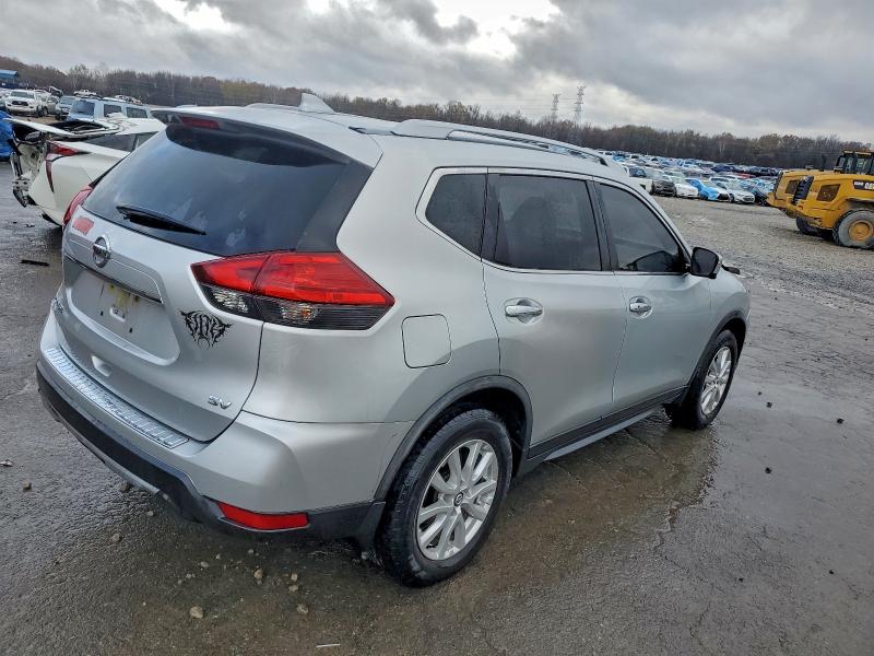 Photo 3 from auction – 2017 NISSAN ROGUE S with VIN JN8AT2MT4HW404752