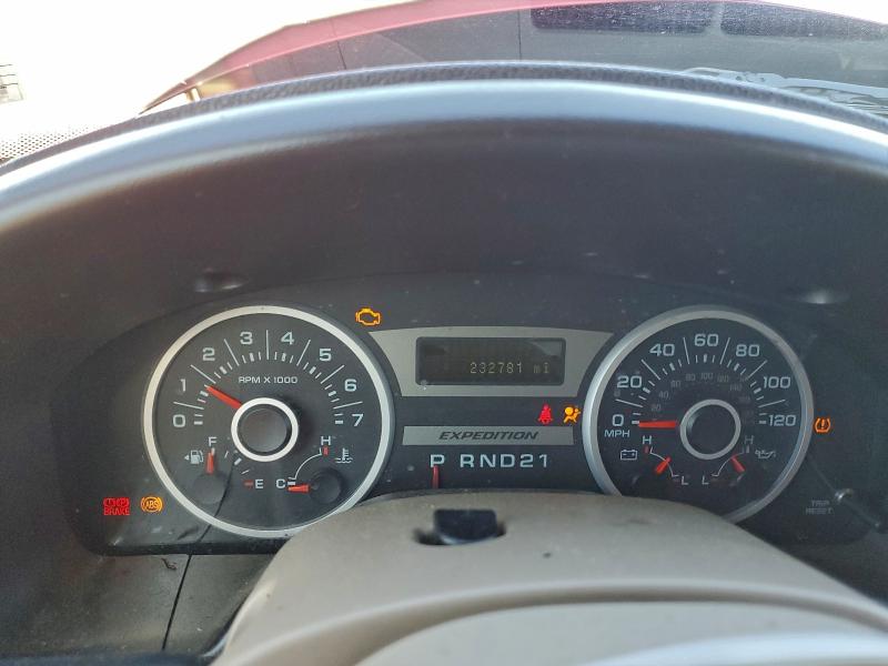Photo 9 from auction – 2005 FORD EXPEDITION with VIN 1FMFU18525LA67611