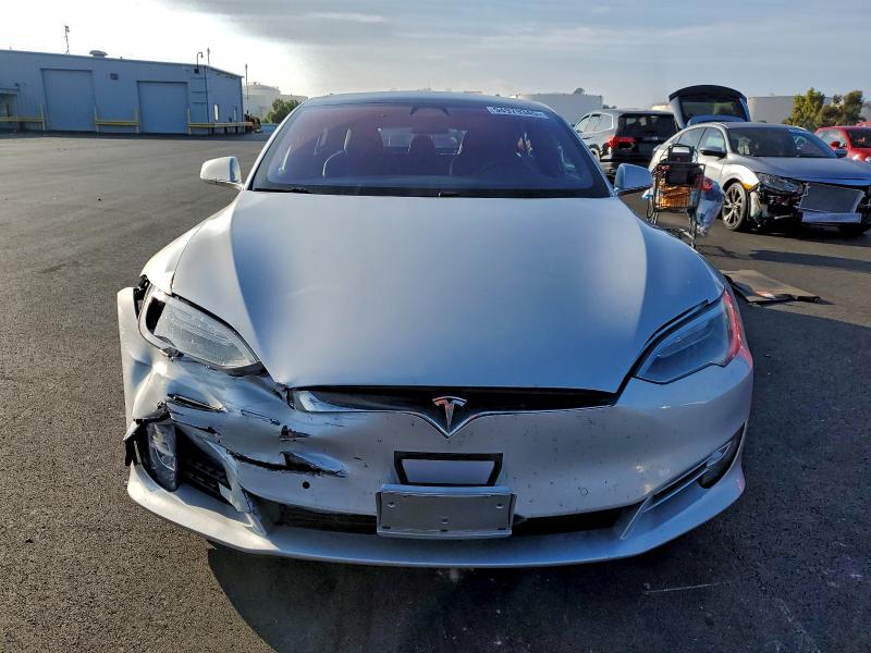 Photo 5 from auction – 2018 TESLA MODEL S with VIN 5YJSA1E23JF259218