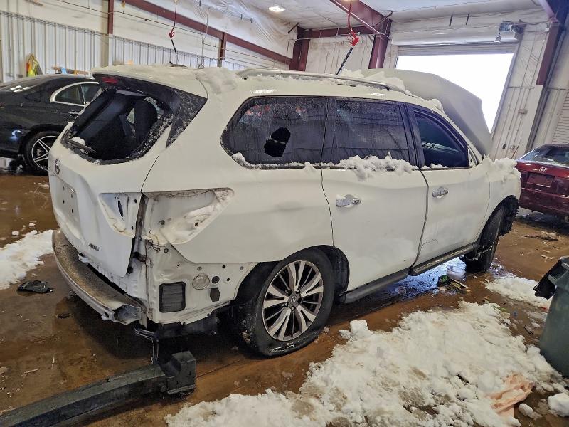 Photo 3 from auction – 2018 NISSAN PATHFINDER with VIN 5N1DR2MM6JC613896