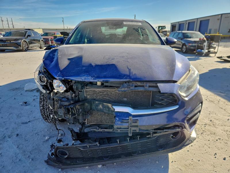 Photo 5 from auction – 2021 KIA FORTE with VIN 3KPF24AD7ME309538
