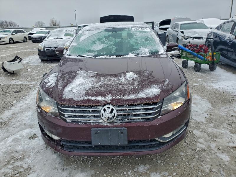 Photo 5 from auction – 2014 VOLKSWAGEN PASSAT SEL with VIN 1VWCN7A33EC030659