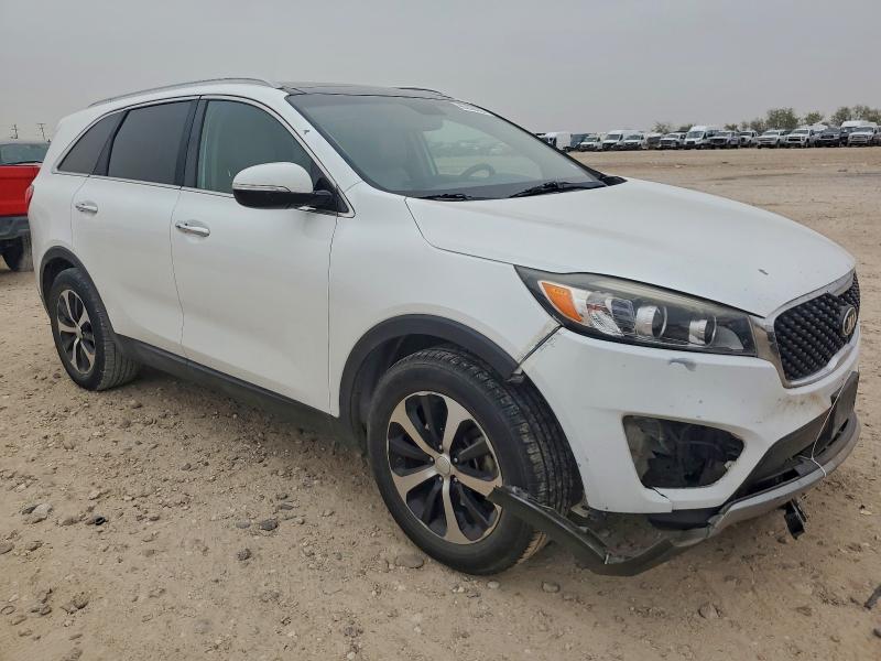 Photo 4 from auction – 2016 KIA SORENTO EX with VIN 5XYPH4A57GG146988