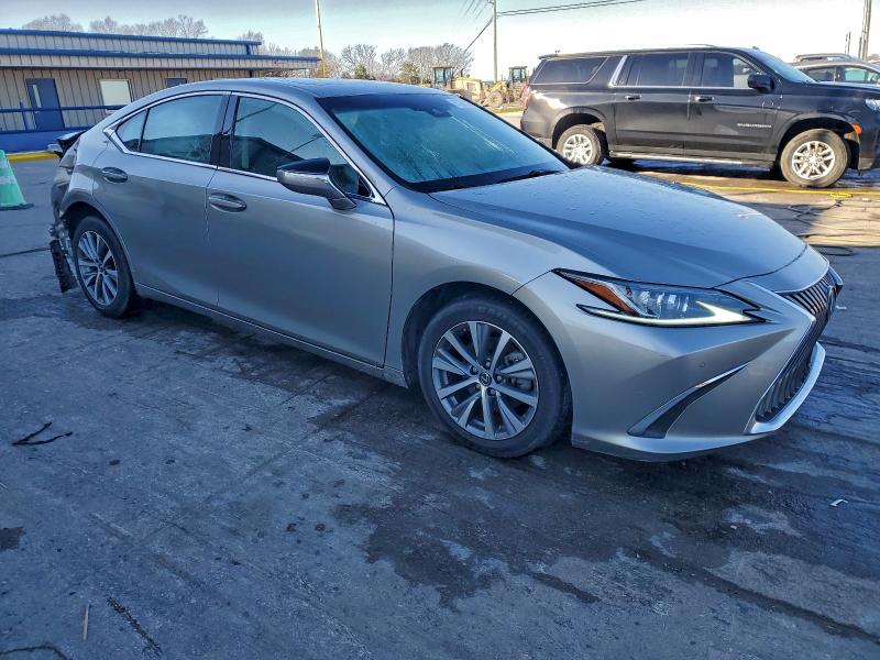 Photo 4 from auction – 2020 LEXUS ES with VIN 58ADZ1B12LU073505
