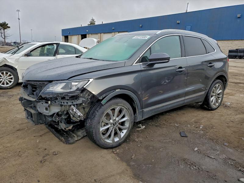 LINCOLN MKC SELECT 2017 with VIN 5LMTJ2DH4HUL33143 - Photo from auction