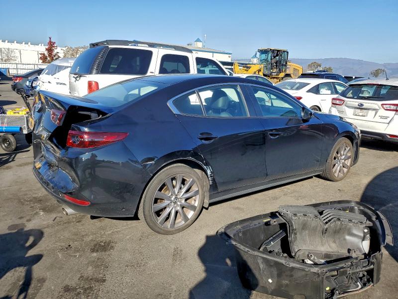 Photo 3 from auction – 2021 MAZDA 3 SELECT with VIN 3MZBPABL0MM200538