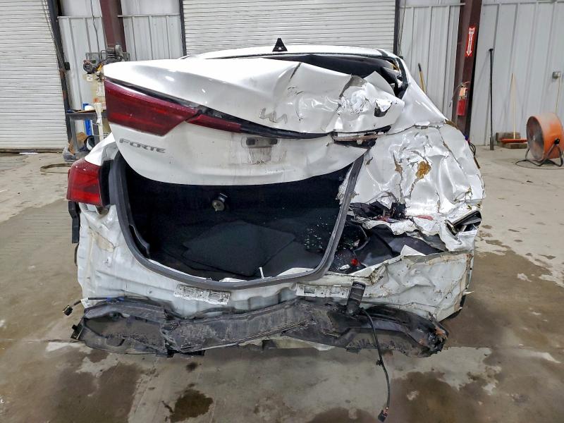 Photo 6 from auction – 2022 KIA FORTE FE with VIN 3KPF24AD3NE439267