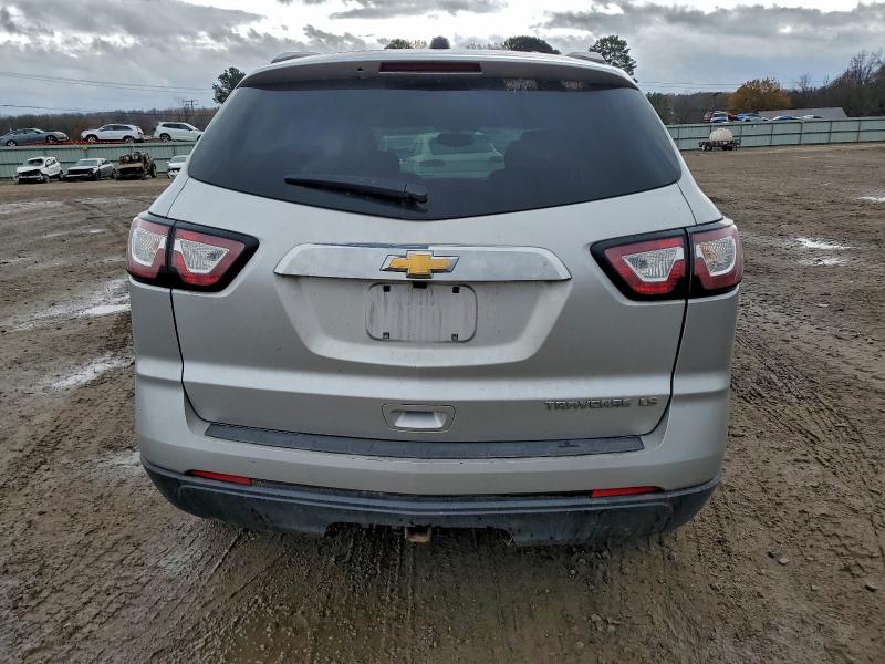 Photo 6 from auction – 2016 CHEVROLET TRAVERSE L with VIN 1GNKRFED3GJ275614