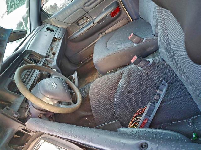 Photo 7 from auction – 2002 FORD CROWN VIC with VIN 2FAFP71W22X158822