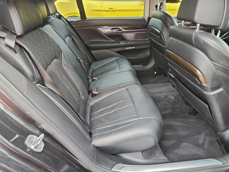 Photo 10 from auction – 2018 BMW 740 XE with VIN WBA7J2C56JG938301
