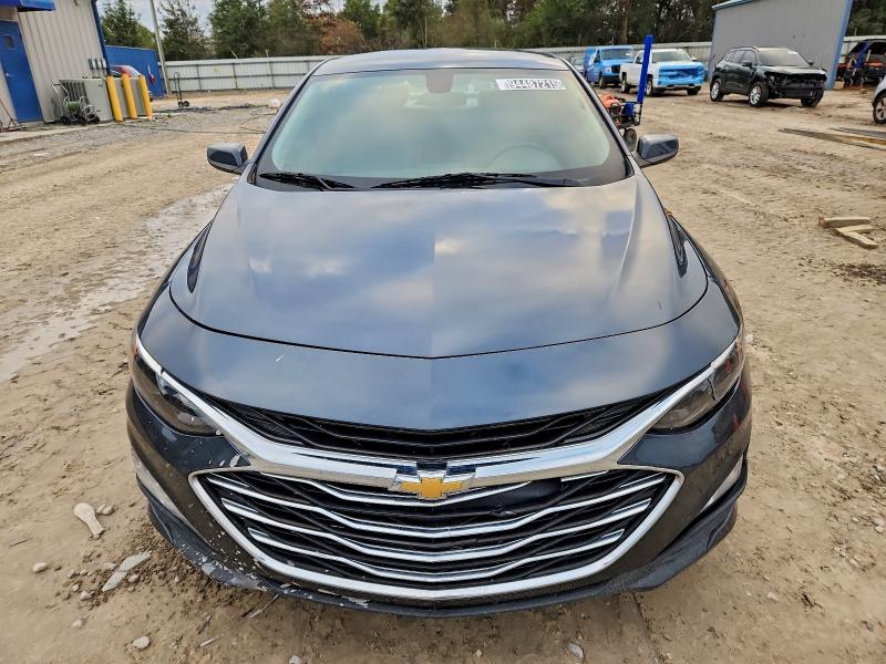 Photo 5 from auction – 2020 CHEVROLET MALIBU LT with VIN 1G1ZD5ST6LF043185