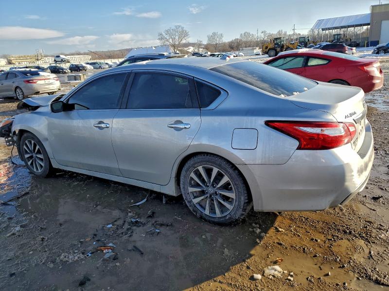 Photo 2 from auction – 2017 NISSAN ALTIMA 2.5 with VIN 1N4AL3AP2HC271893