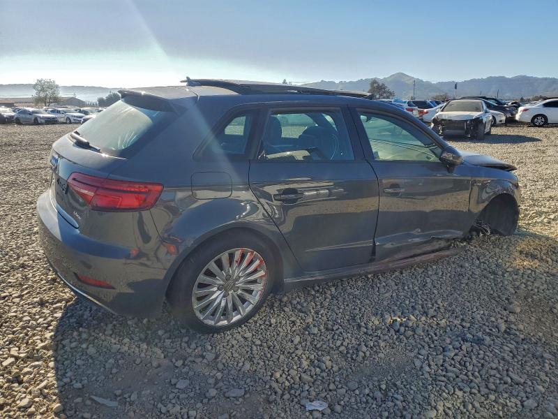 Photo 3 from auction – 2017 AUDI A3 E-TRON with VIN WAUUPBFF2HA044119
