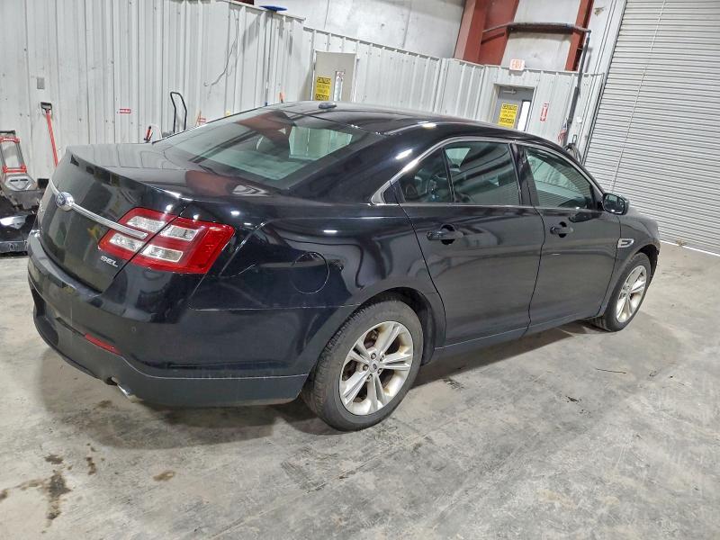 Foto 3 de la subasta – 2017 FORD TAURUS SEL con VIN 1FAHP2E80HG112167