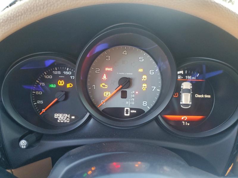 Photo 9 from auction – 2016 PORSCHE MACAN S with VIN WP1AB2A55GLB47538