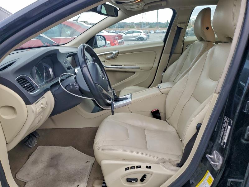 Photo 7 from auction – 2015 VOLVO S60 PREMIE with VIN YV126MFB6F1304924