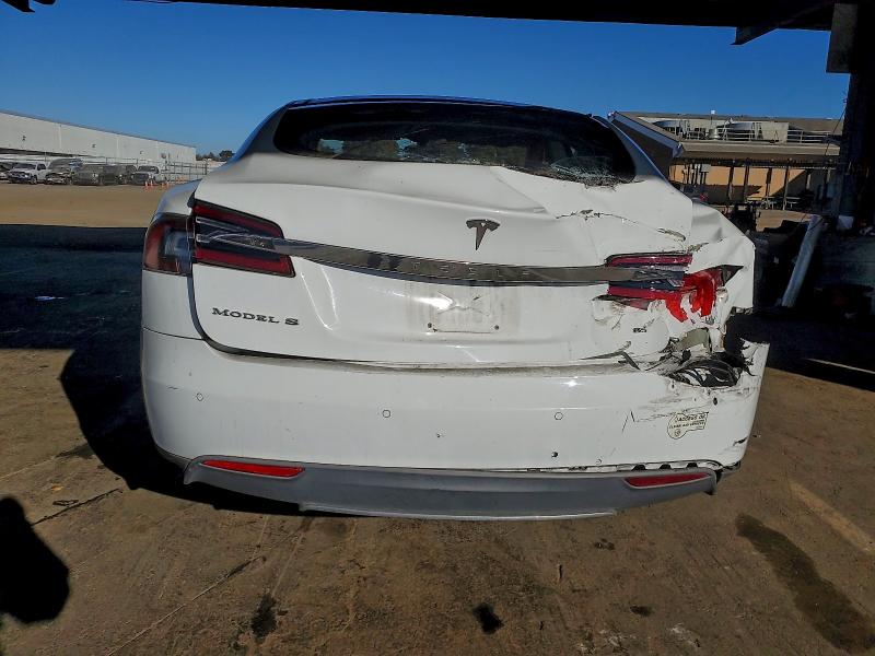 Photo 6 from auction – 2014 TESLA MODEL S with VIN 5YJSA1H14EFP36909