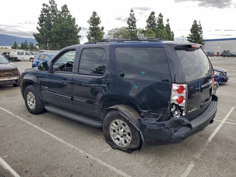 Photo 2 from auction – 2008 GMC YUKON with VIN 1GKFC13C98R120629