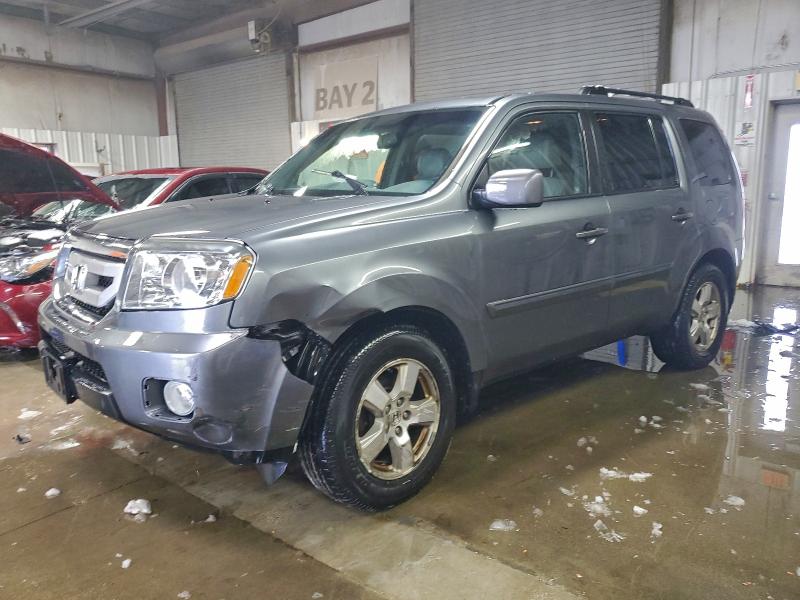 HONDA PILOT EXLN 2011 with VIN 5FNYF4H72BB098236 - Photo from auction