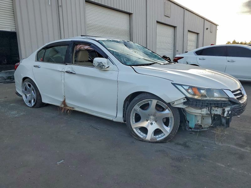 Photo 4 from auction – 2014 HONDA ACCORD EXL with VIN 1HGCR3F83EA040562