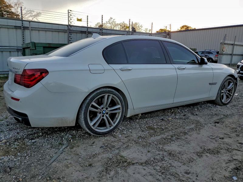 Photo 3 from auction – 2014 BMW 750 LI with VIN WBAYE8C53ED135013
