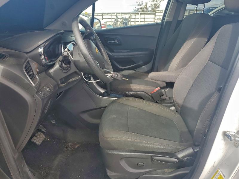 Photo 7 from auction – 2020 CHEVROLET TRAX with VIN KL7CJKSB7LB077216