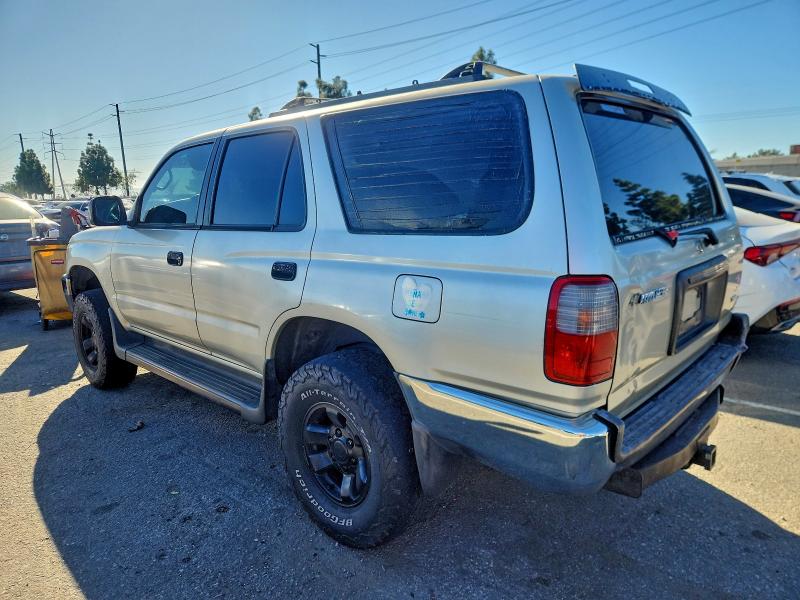 Photo 2 from auction – 2000 TOYOTA 4RUNNER with VIN JT3GM84R9Y0061440