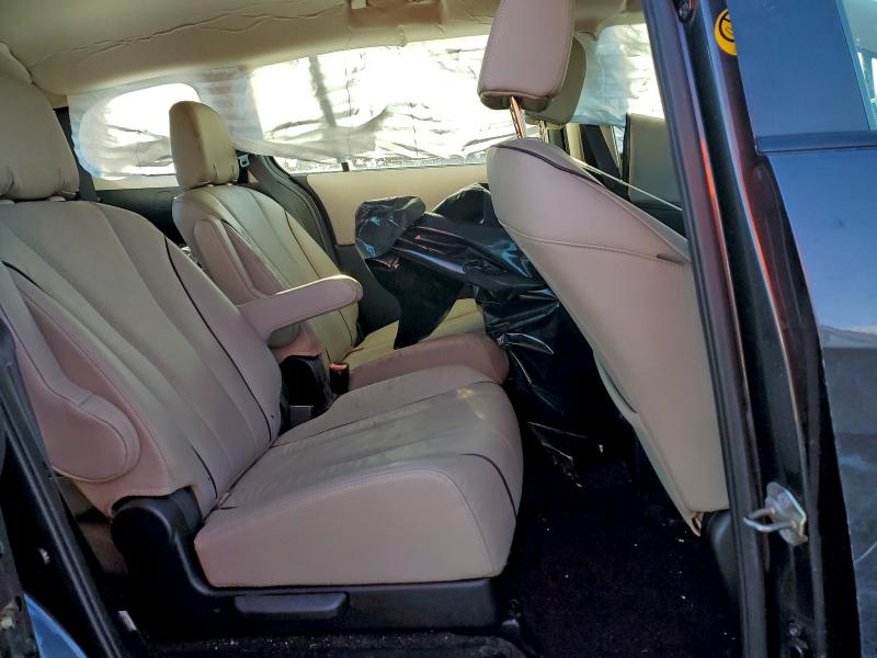 Photo 11 from auction – 2014 MAZDA 5 GRAND TO with VIN JM1CW2DL6E0162959