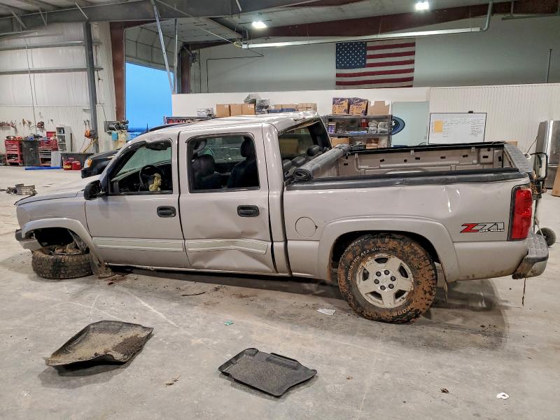 Photo 2 from auction – 2005 CHEVROLET SILVERADO with VIN 2GCEK13T151231710