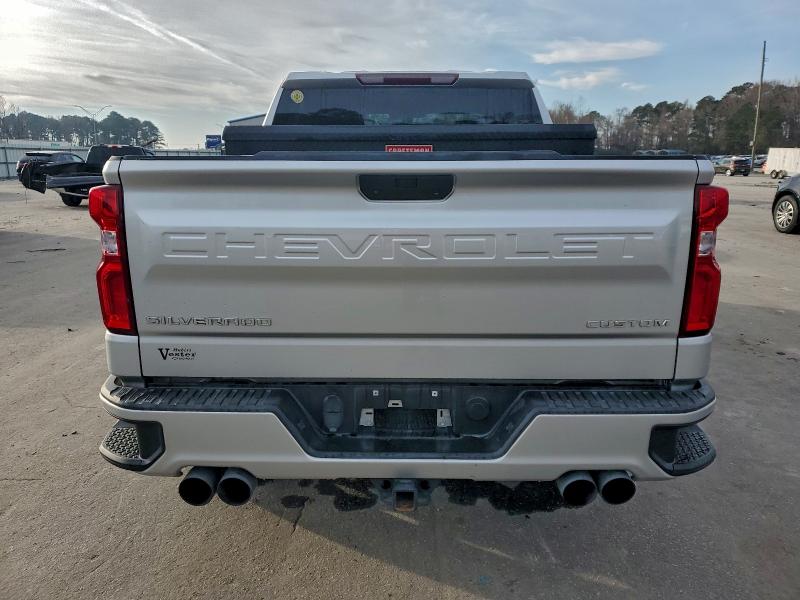 Photo 6 from auction – 2020 CHEVROLET SILVERADO with VIN 3GCUYBEF2LG453247