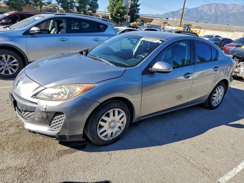 MAZDA 3 I 2012 with VIN JM1BL1UG5C1555179 - Photo from auction