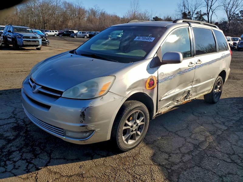Photo 1 from auction – 2005 TOYOTA SIENNA XLE with VIN 5TDBA22C15S044456