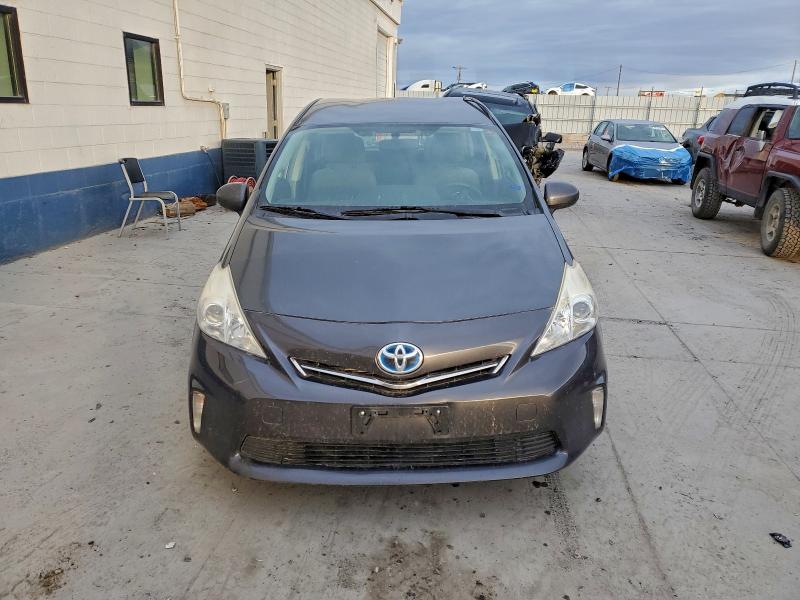 Photo 5 from auction – 2012 TOYOTA PRIUS V with VIN JTDZN3EU0C3092073