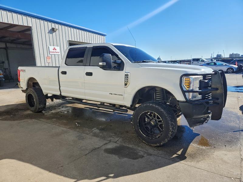 Photo 4 from auction – 2019 FORD F250 with VIN 1FT7W2BTXKEC83898