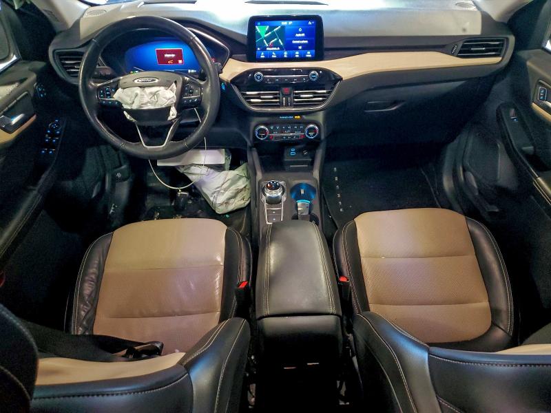Photo 8 from auction – 2021 FORD ESCAPE TIT with VIN 1FMCU9DZ1MUB12430