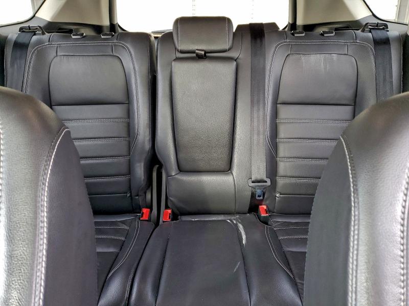 Photo 10 from auction – 2018 FORD ESCAPE SEL with VIN 1FMCU0HD3JUC39783