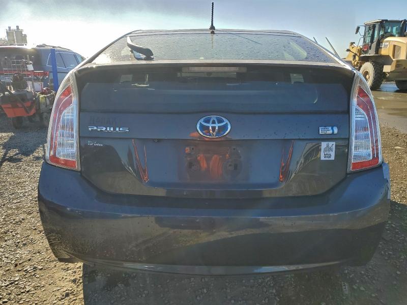 Photo 6 from auction – 2015 TOYOTA PRIUS with VIN JTDKN3DU5F0432780