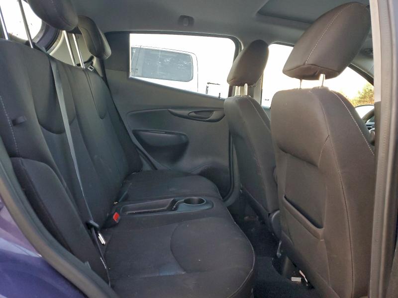 Photo 10 from auction – 2016 CHEVROLET SPARK with VIN KL8CD6SA2GC585577