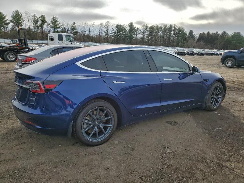 Photo 3 from auction – 2018 TESLA MODEL 3 with VIN 5YJ3E1EA1JF013123