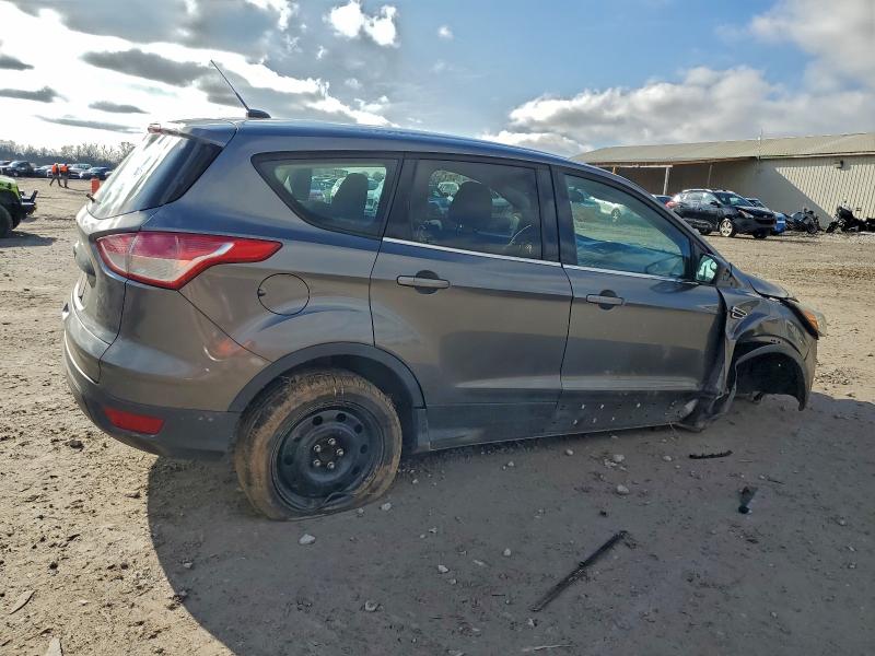 Photo 3 from auction – 2014 FORD ESCAPE S with VIN 1FMCU0F79EUC04992