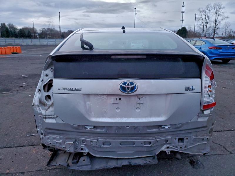 Photo 6 from auction – 2012 TOYOTA PRIUS with VIN JTDKN3DUXC5386054
