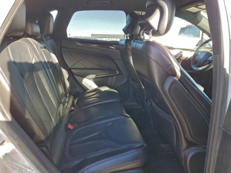 Photo 11 from auction – 2015 LINCOLN MKC with VIN 5LMCJ2A94FUJ42588