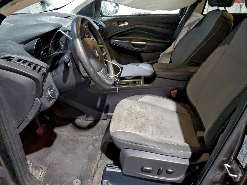 Photo 7 from auction – 2017 FORD ESCAPE SE with VIN 1FMCU9GD3HUB06540