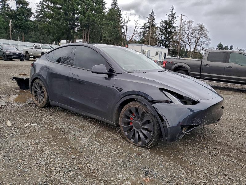 Foto 4 de la subasta – 2025 TESLA MODEL Y con VIN 7SAYGDEF2SF267568