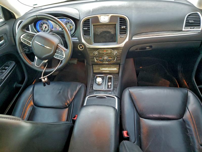 Photo 8 from auction – 2017 CHRYSLER 300 LIMITE with VIN 2C3CCARG6HH597368
