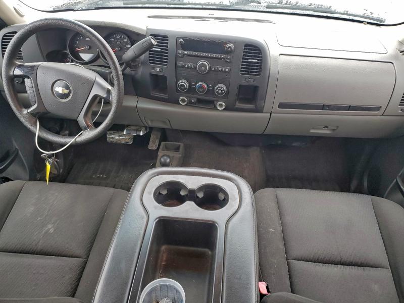 Photo 8 from auction – 2010 CHEVROLET SILVERADO with VIN 1GCSKREAXAZ137615