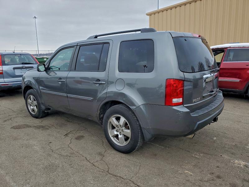 Photo 2 from auction – 2011 HONDA PILOT EXLN with VIN 5FNYF4H71BB014925